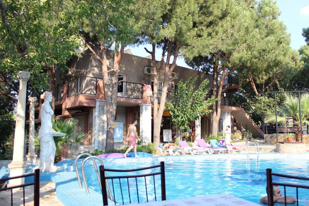 Atillas Getaway Selçuk Exteriör bild